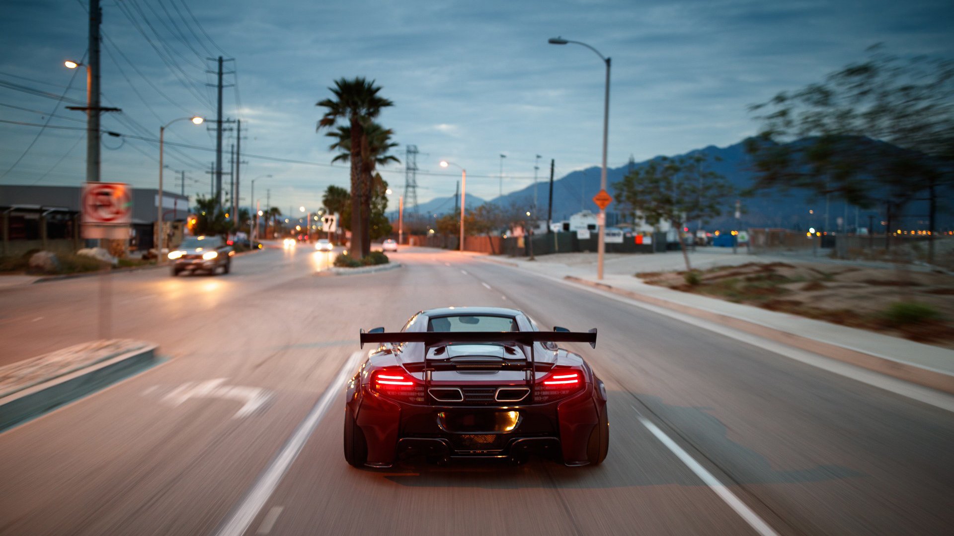 马丁内利巴西之箭破冰，尼日利亚刺穿西班牙铁幕，41年魔咒终作古