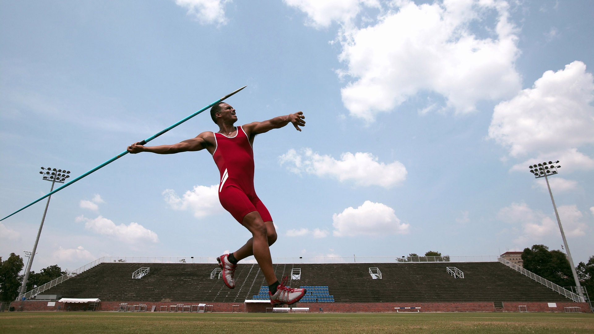 沉默巨塔的轰鸣，戈贝尔在西决生死战之夜重新定义价值