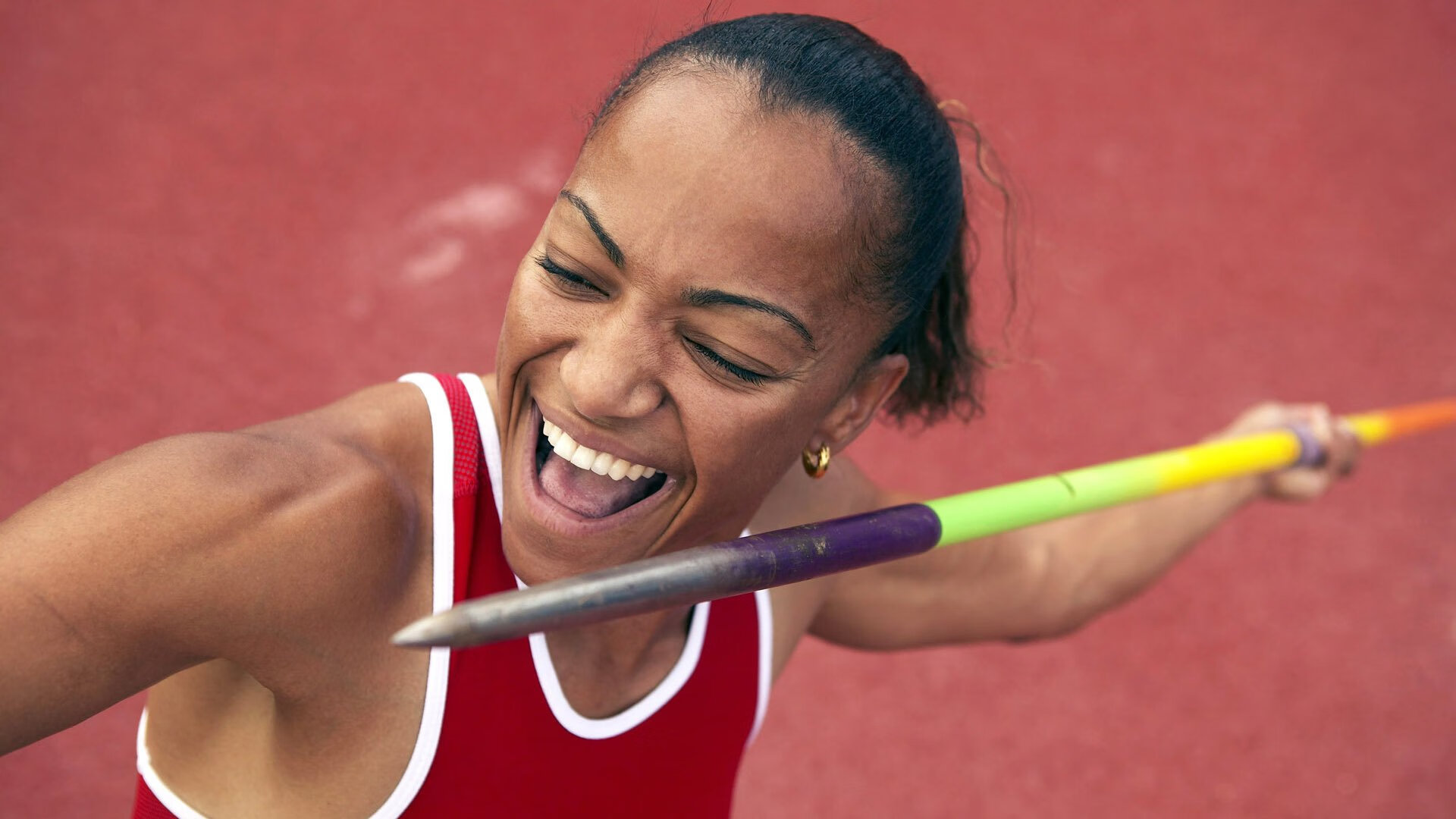 你提供的这组关键词非常有意思—它们看似来自不同的体育领域,却共同指向了竞技体育最核心的魅力。基于此,我为你构思了以下文章